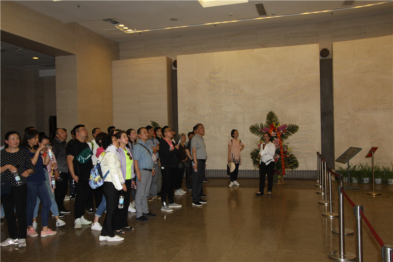 1559285276283917.jpg IMG_3944.JPG